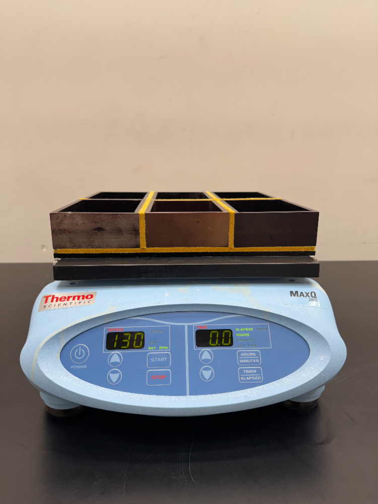 Image of Thermo MaxQ 2000 Shaker
